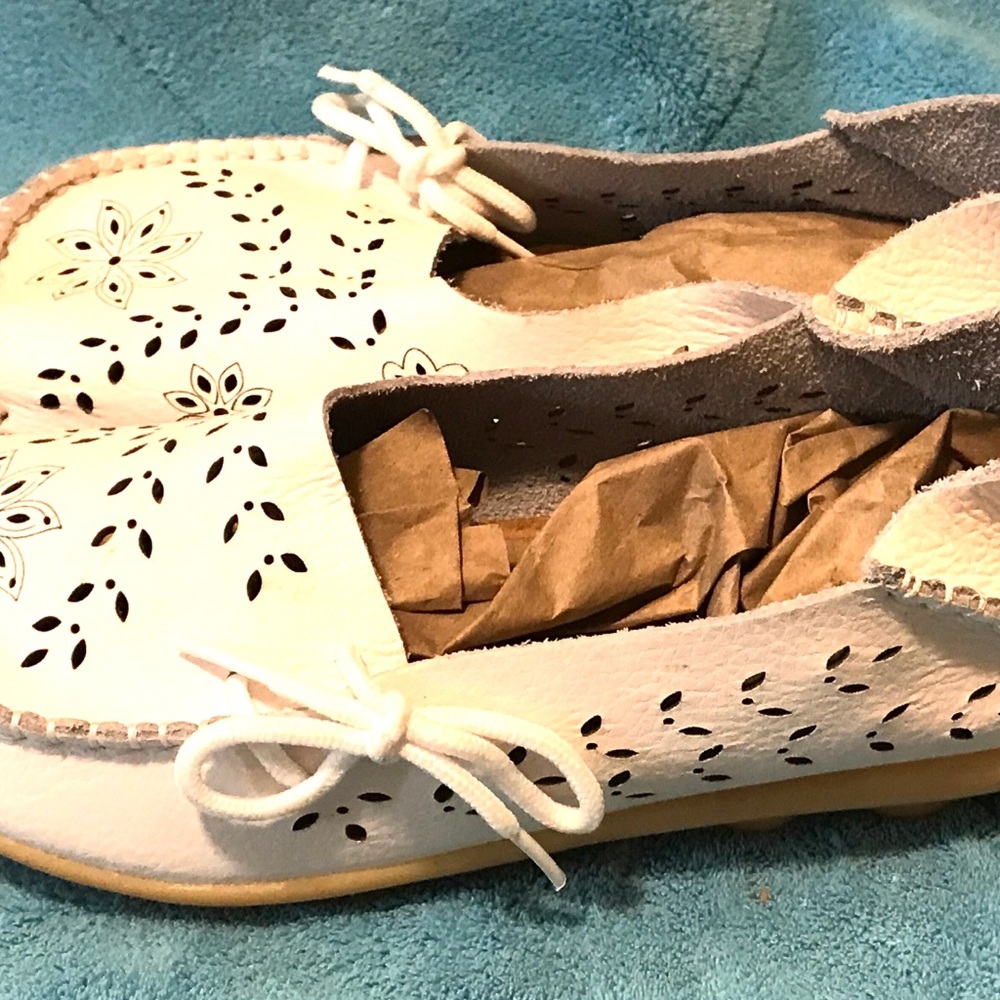 Women’s shoes…New, no tags. Slip-on size 7. White